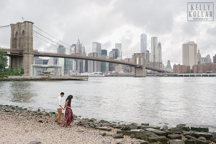 Anniversary session in Brooklyn Bridge Park, by Kelly Kollar Photography.