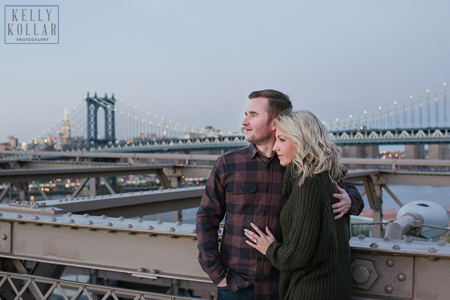 Engagement session in Brooklyn Bridge Park. Photos by Kelly Kollar Photography.