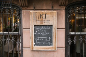 Intimate, outdoor wedding at ICI Restaurant in Fort Greene, Brooklyn, New York. Additional photos in Prospect Park. Photos by Kelly Kollar Photography.