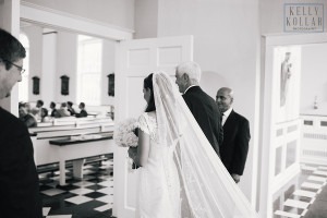 Wedding at Church of Christ the King and Morris County Golf Club in New Jersey. Photos by Kelly Kollar Photography.