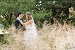 Jewish wedding at New York Botanical Garden in the Bronx. Photos by Kelly Kollar Photography.