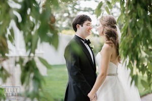 Jewish wedding at New York Botanical Garden in the Bronx. Photos by Kelly Kollar Photography.