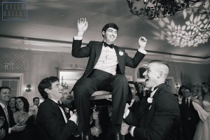 Jewish wedding at New York Botanical Garden in the Bronx. Photos by Kelly Kollar Photography.