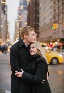Winter, holiday engagement session in Central Park in Manhattan, New York. Photos by Kelly Kollar Photography.