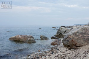 Wedding, bridal inspiration shoot on the seaside in the Hamptons. Photos by Kelly Kollar Photography.