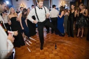 Fall, autumn wedding at St. Ignatius Loyola and New York Athletic Club. Photos by Kelly Kollar Photography.