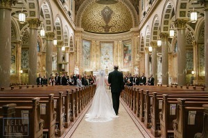 Fall, autumn wedding at St. Ignatius Loyola and New York Athletic Club. Photos by Kelly Kollar Photography.