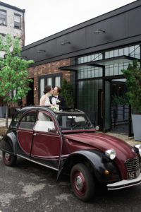 Wedding at 501 Union in Brooklyn. Photos by Kelly Kollar Photography.
