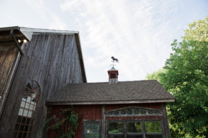Wedding at Lion Rock Farm in Sharon, Connecticut. Photos by Kelly Kollar Photography.