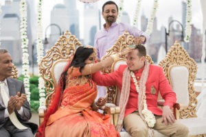 Hindu wedding at the Hyatt Jersey City. Photos by Kelly Kollar Photography.